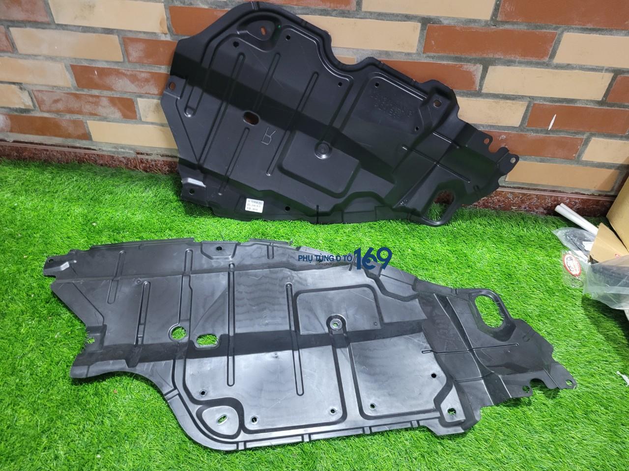 Chắn bùn gầm máy phải Camry 3.5 Chắn bùn gầm máy phải Camry 3.5