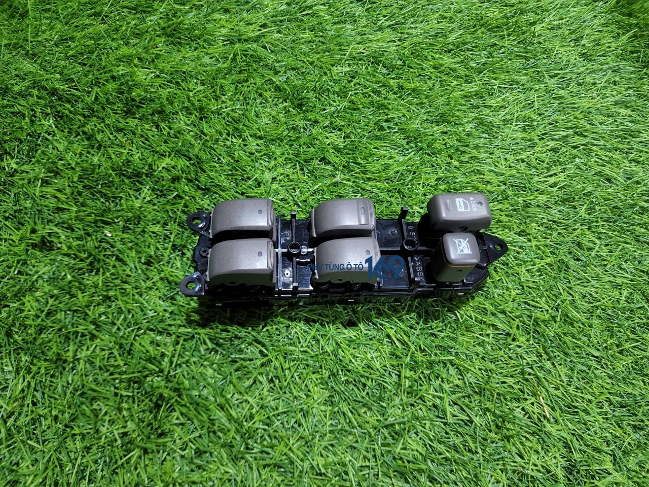 Công tắc lên kính tổng Lexus Gx470 Công tắc lên kính tổng Lexus Gx470