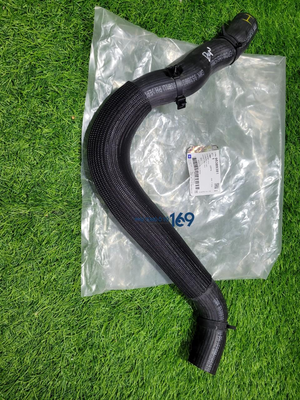 Ống nước dưới Chevrolet Cruze Ống nước dưới Chevrolet Cruze