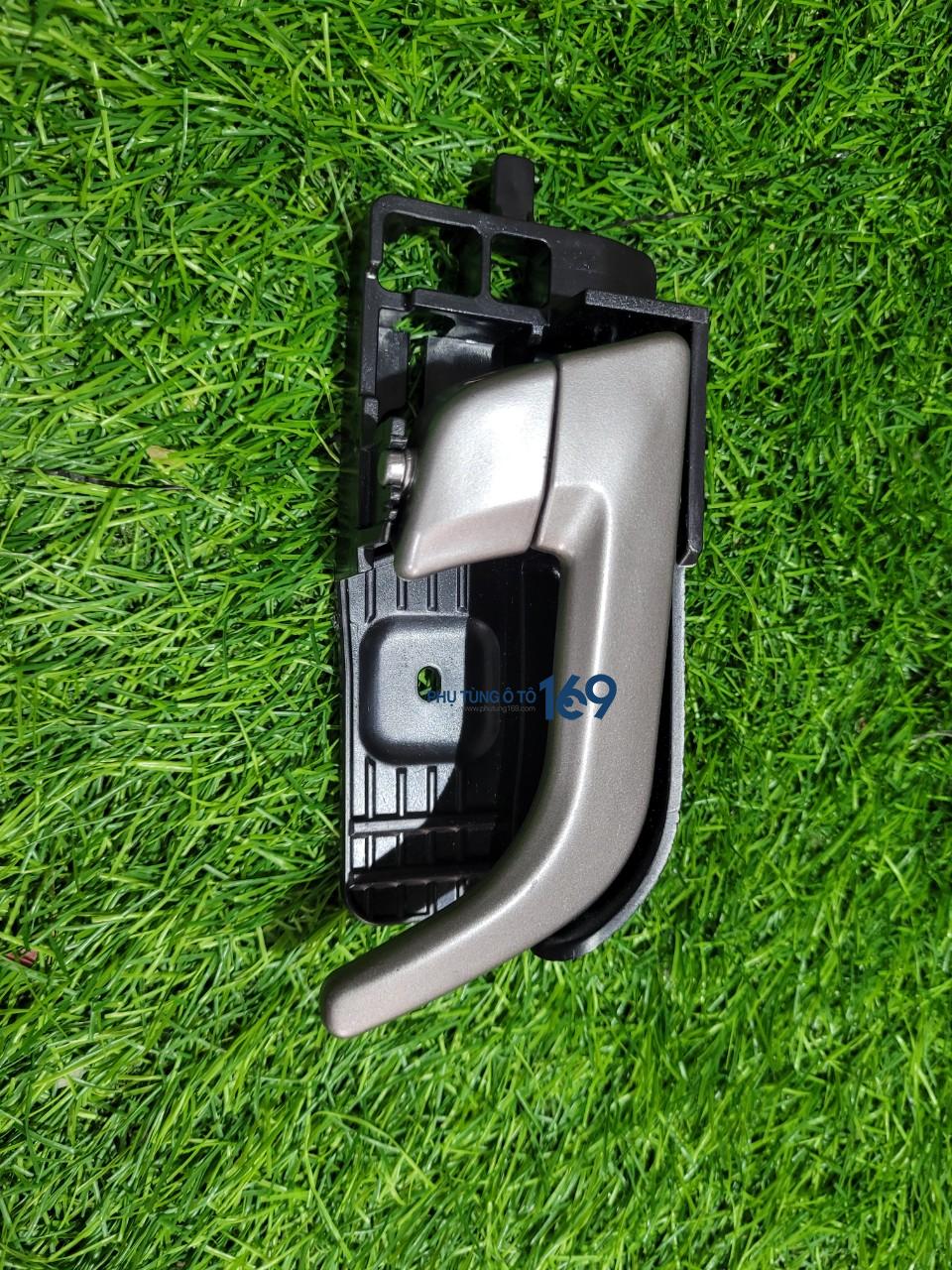 Tay mở cửa trong lái Emgrand Ec718 Tay mở cửa trong lái Emgrand Ec718