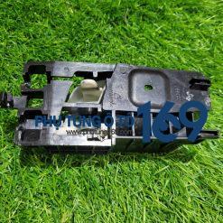 Tay mở cửa trong lái Emgrand Ec718