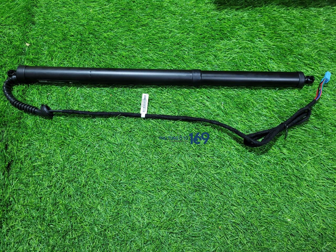 Ty cốp hậu Nissan Terra Ty cốp hậu Nissan Terra