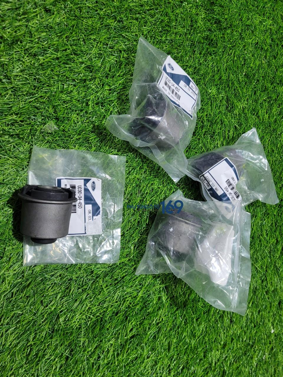 Cao su càng a trên Ford Ranger Cao su càng a trên Ford Ranger