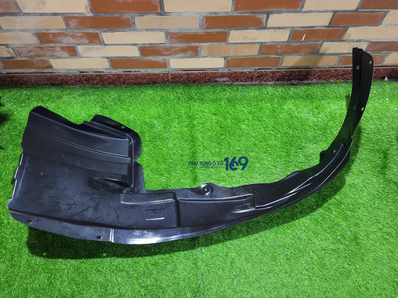 Chắn bùn lòng dè trước trái Colorado Chắn bùn lòng dè trước trái Colorado