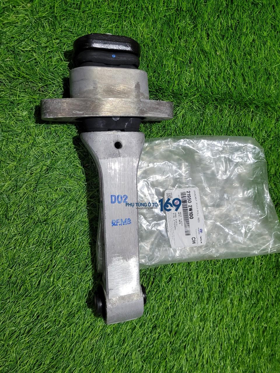 Chân giằng máy trước Santafe Chân giằng máy trước Santafe