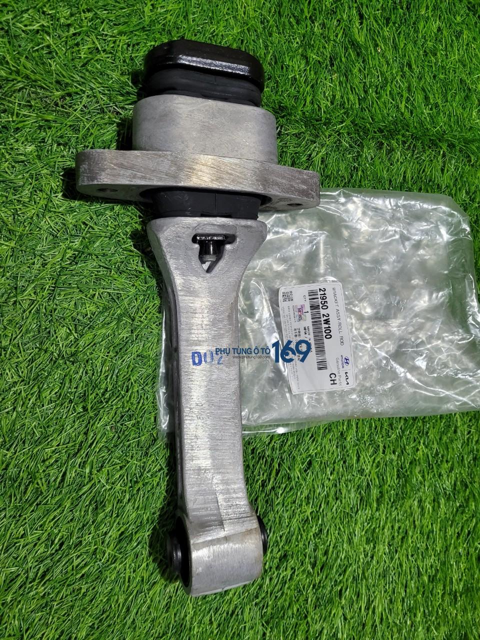 Chân giằng máy trước Santafe Chân giằng máy trước Santafe