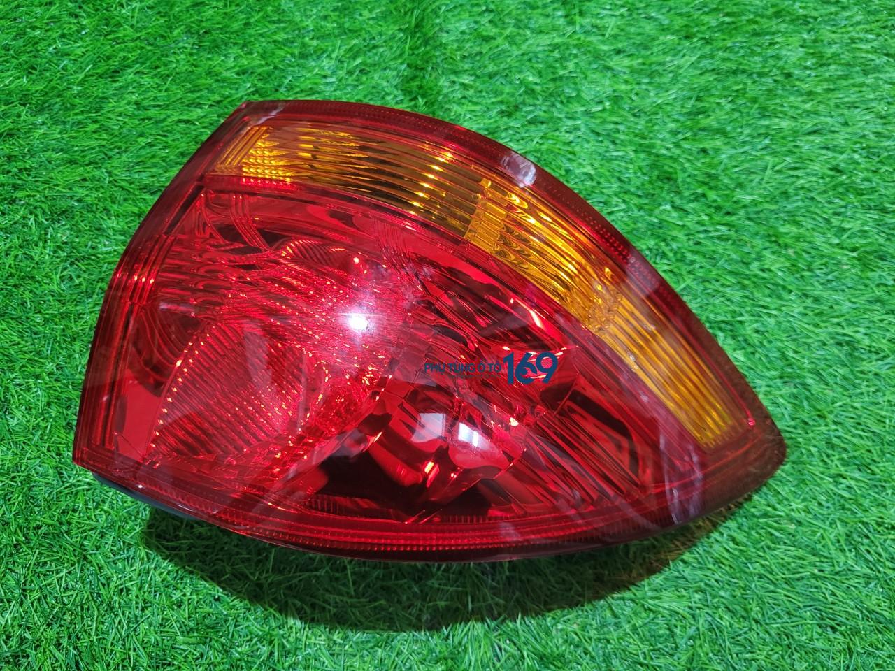 Đèn hậu ngoài phải Pajero Sport Đèn hậu ngoài phải Pajero Sport