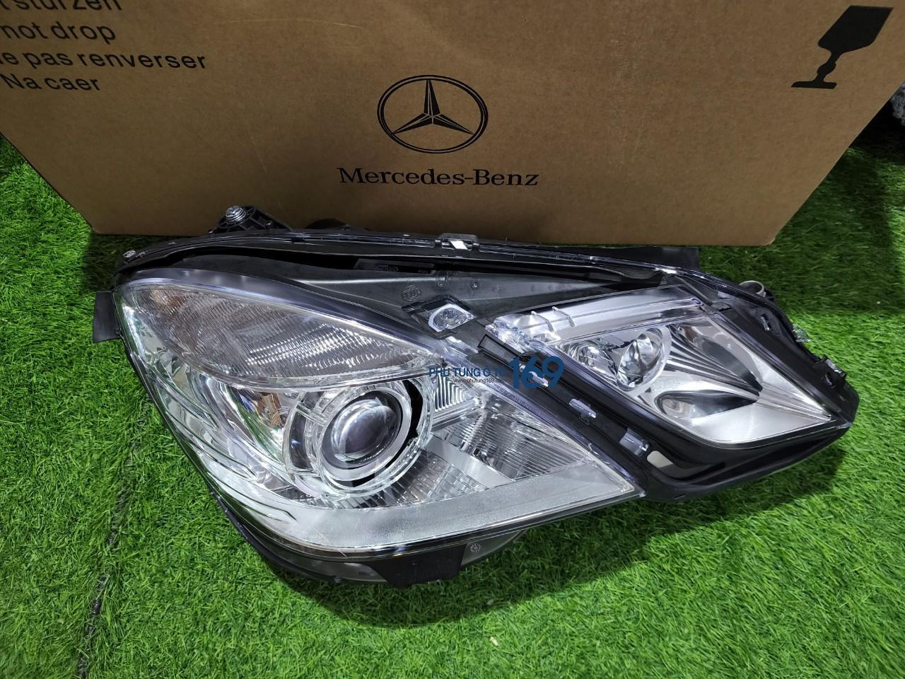 Đèn pha Mercedes E300 Đèn pha Mercedes E300