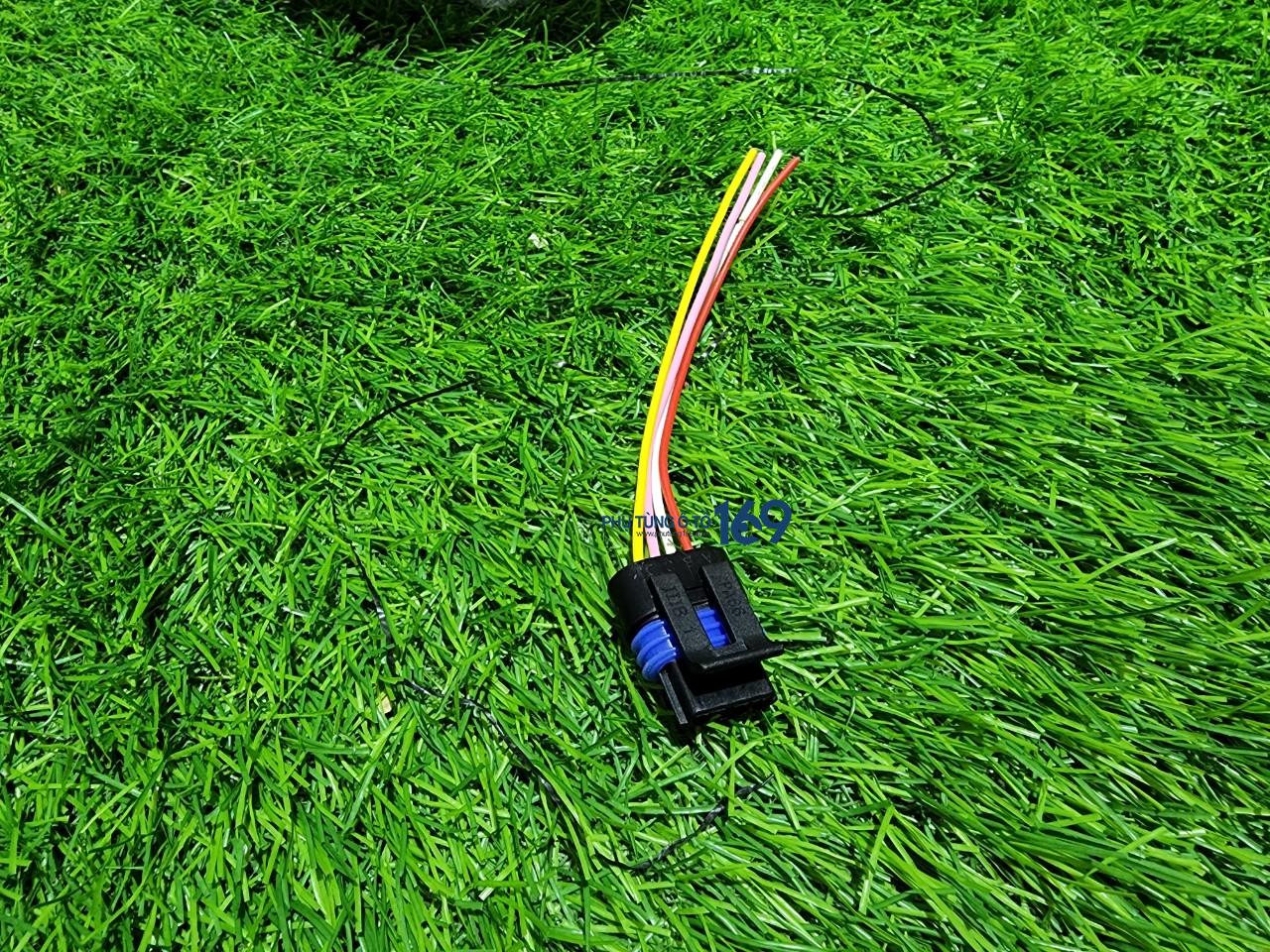 Giắc cắm cục bù ga Riich M1 Giắc cắm cục bù ga Riich M1