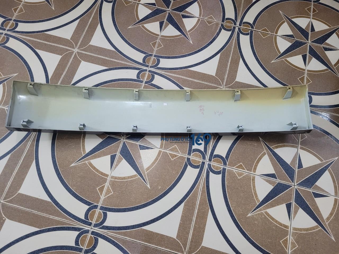 Ốp nhựa cốp hậu Pajero Sport Ốp nhựa cốp hậu Pajero Sport