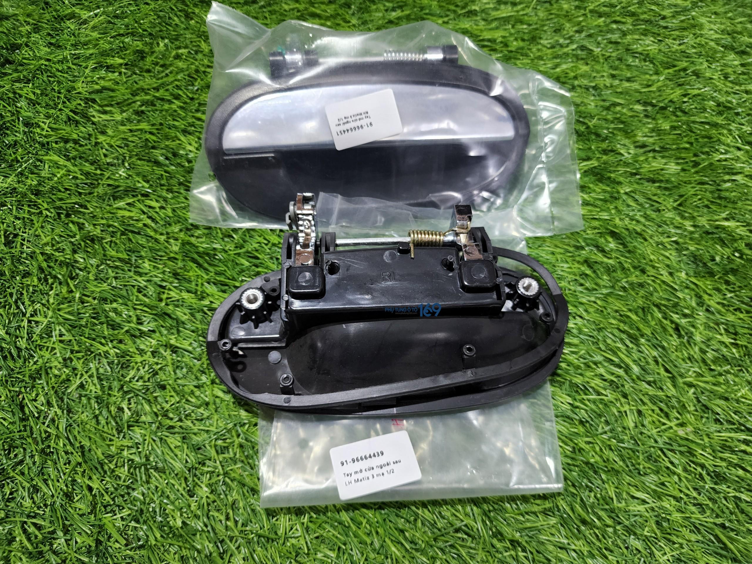 Tay mở cửa ngoài sau mạ Spark Tay mở cửa ngoài sau mạ Spark