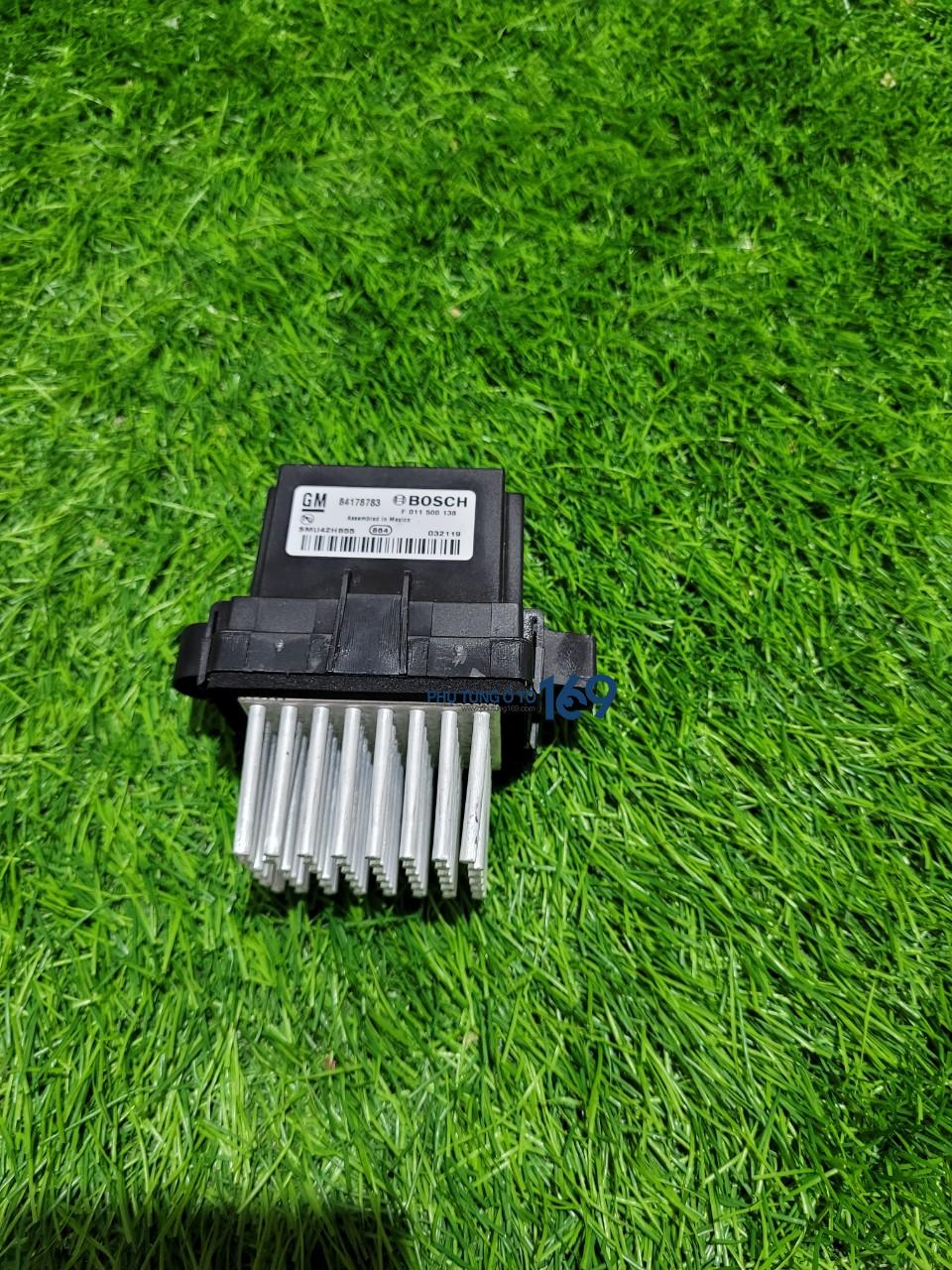 Ốp nhựa cốp hậu Pajero Sport Ốp nhựa cốp hậu Pajero Sport