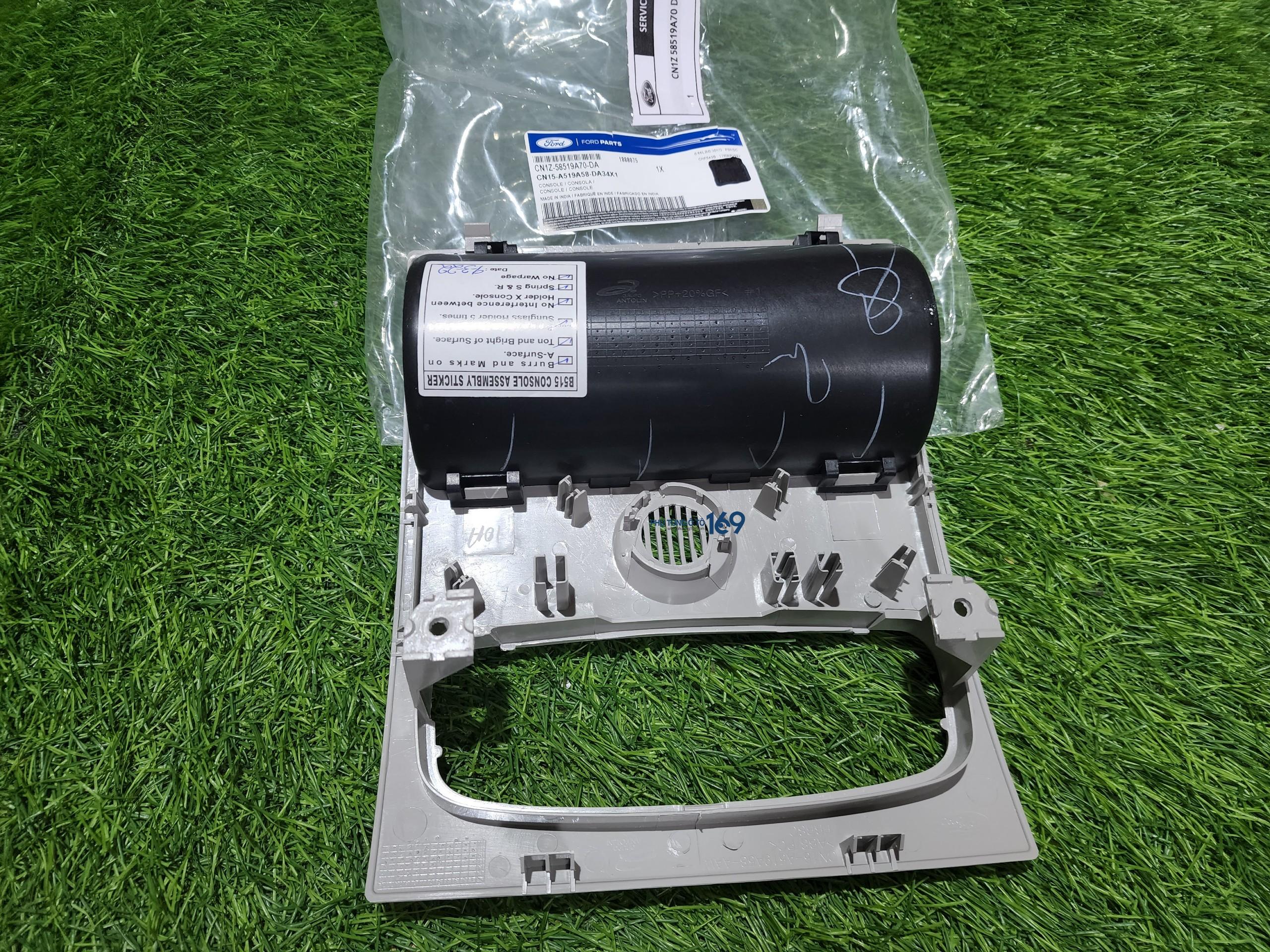 Ốp đèn trần Bt50 Ốp đèn trần Bt50