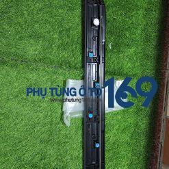 Nẹp thành cánh cửa phải Xpander Cross