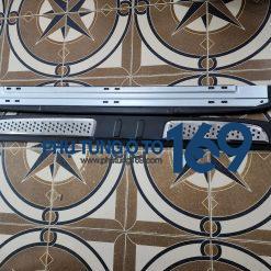 Bệ dẫm chân Captiva