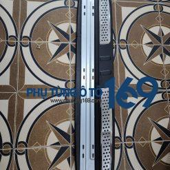 Bệ dẫm chân Captiva