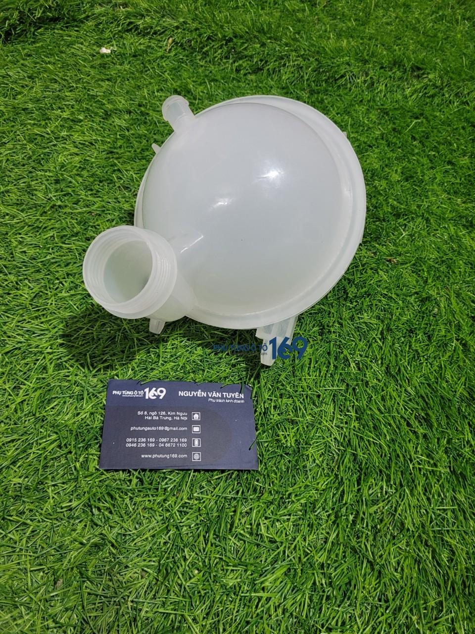 Bình nước phụ Peugeot 5008 Bình nước phụ Peugeot 5008