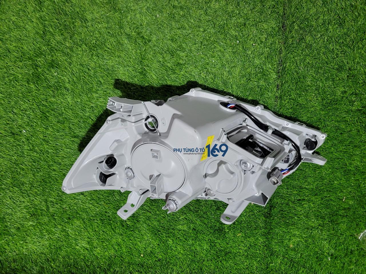 Đèn pha xe Camry 2.4 Đèn pha xe Camry 2.4