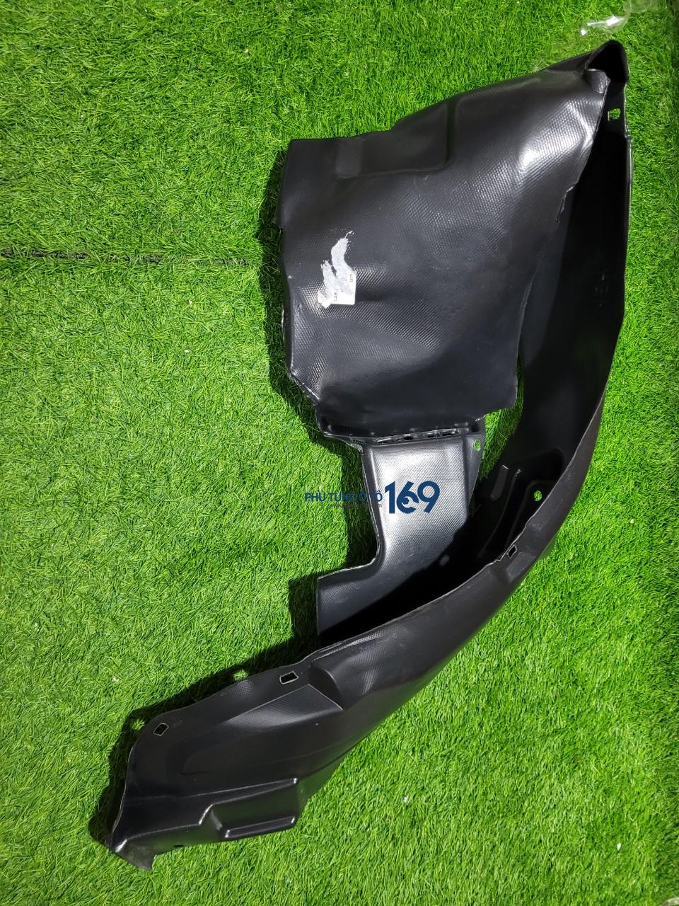 Lòng dè chắn bùn trước Avante Lòng dè chắn bùn trước Avante