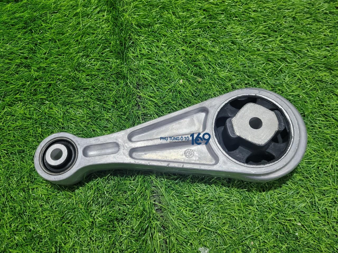 Chân máy số 8 Luxgen U7 Chân máy số 8 Luxgen U7