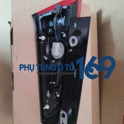 Đèn hậu ngoài trên phụ Ertiga
