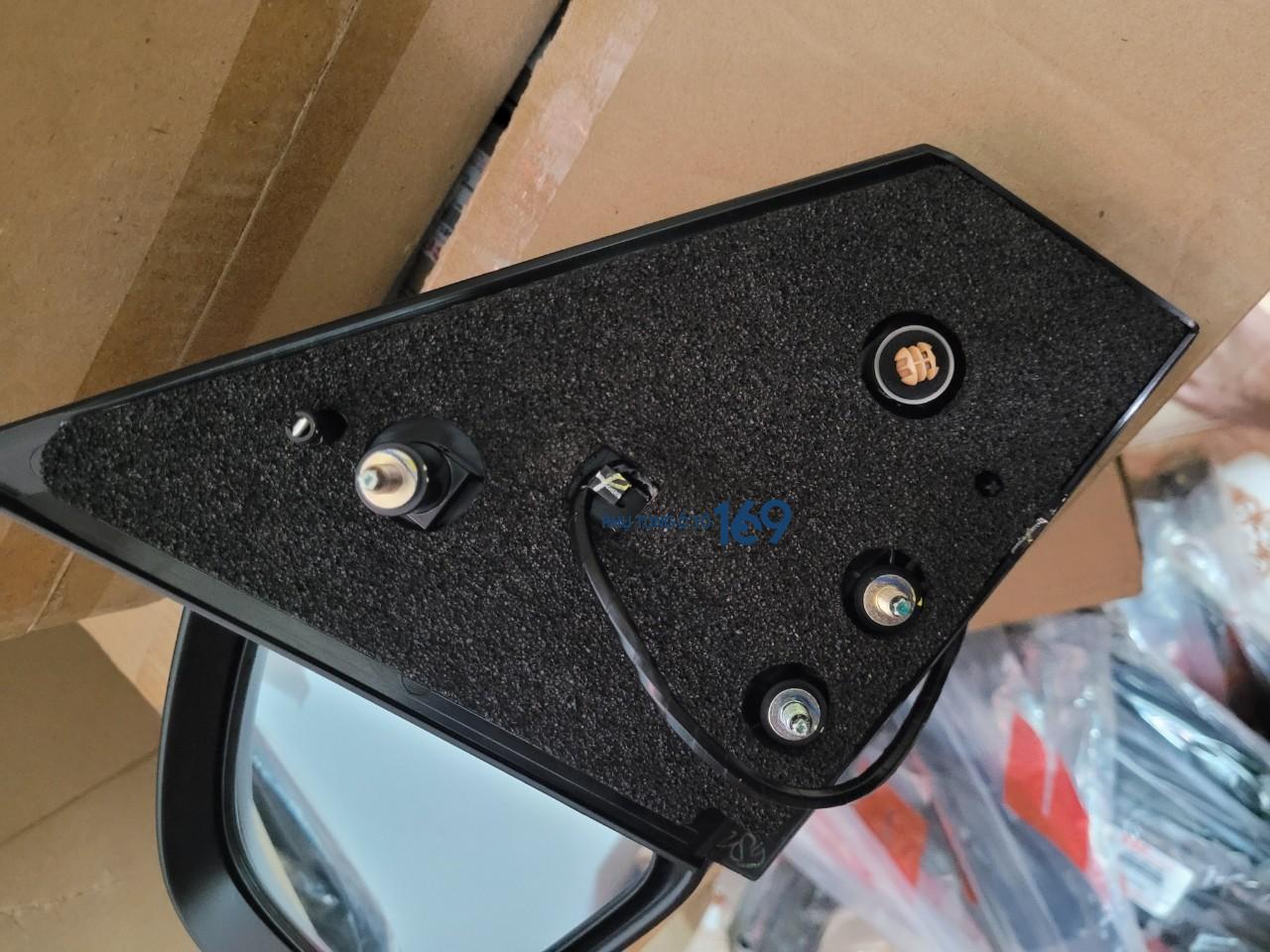 Kính chiếu hậu phụ có đèn Xl7 Kính chiếu hậu phụ có đèn Xl7