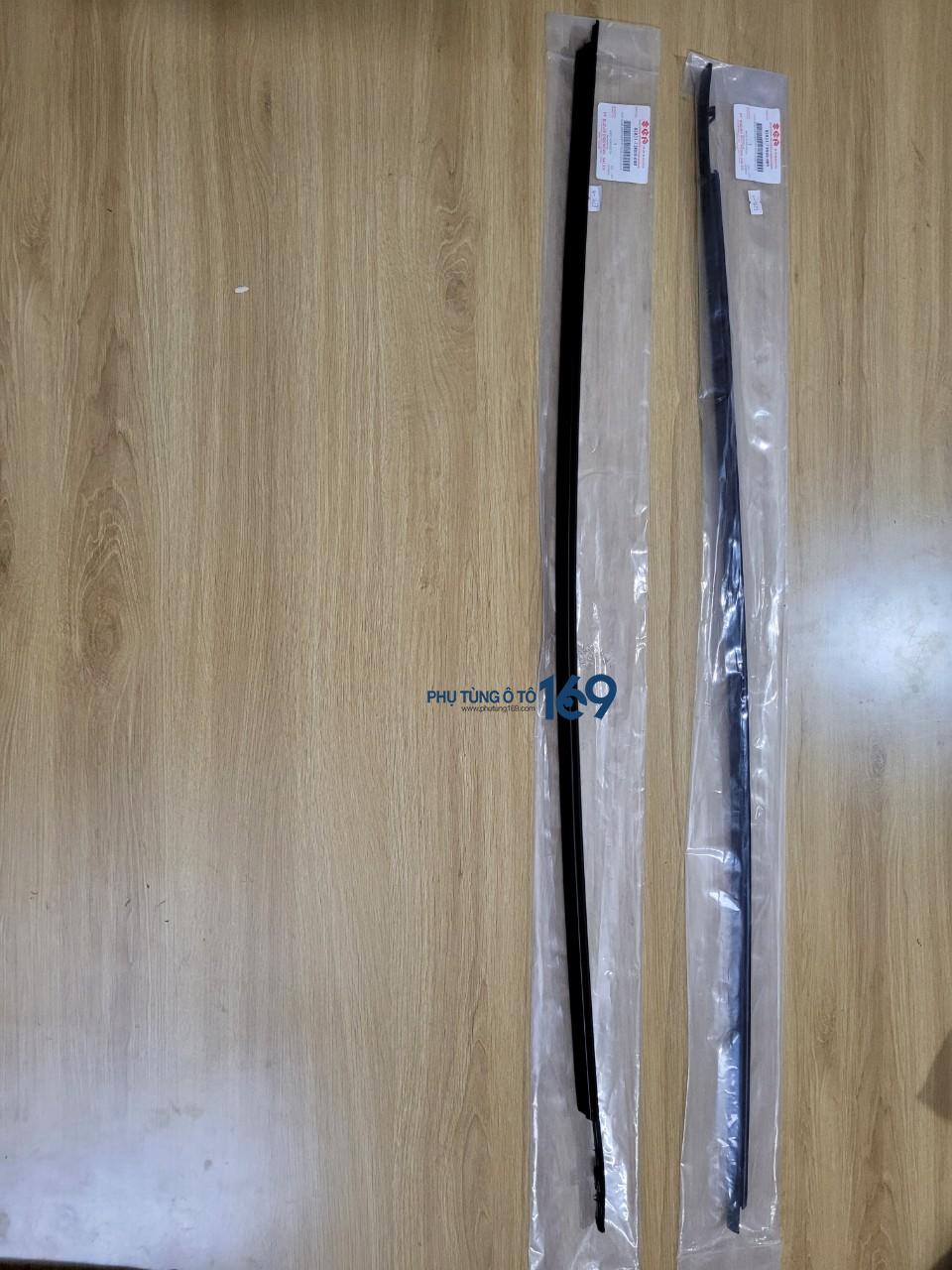 Nẹp chân kính ngoài sau phải Ertiga Nẹp chân kính ngoài sau phải Ertiga