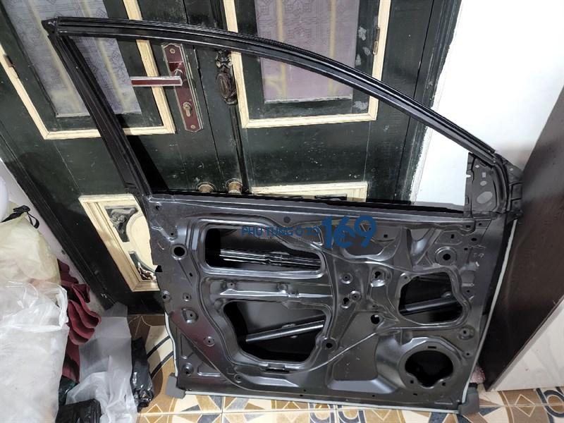 Cánh cửa Honda Crv Cánh cửa Honda Crv