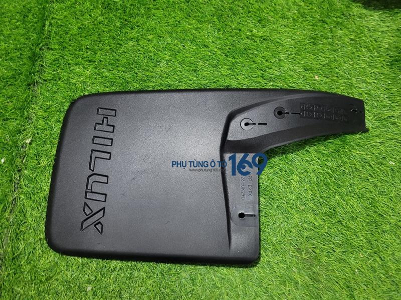 Chắn bùn bánh sau lái Hilux Chắn bùn bánh sau lái Hilux