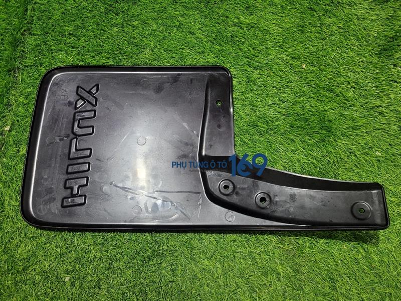 Chắn bùn bánh sau lái Hilux Chắn bùn bánh sau lái Hilux