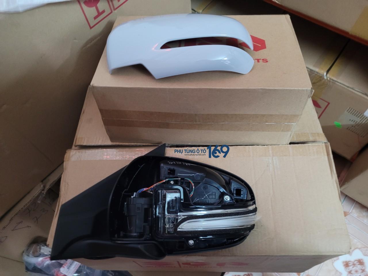 Kính chiếu hậu lái Eritga Kính chiếu hậu lái Eritga