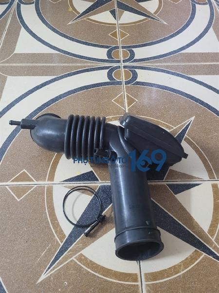 Ống hút gió nạp Carens Ống hút gió nạp Carens