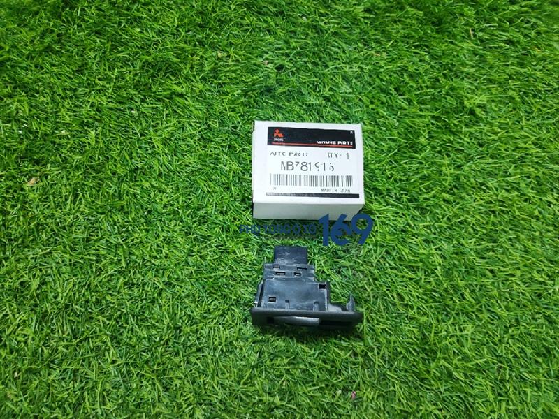 Công tắc lên kính Pajero Công tắc lên kính Pajero