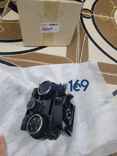 Công tắc điều khiển điều hòa Dmax Công tắc điều khiển điều hòa Dmax