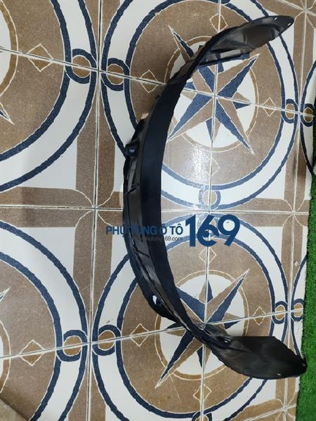 Chắn bùn lòng dè trước phải Bt50 Chắn bùn lòng dè trước phải Bt50