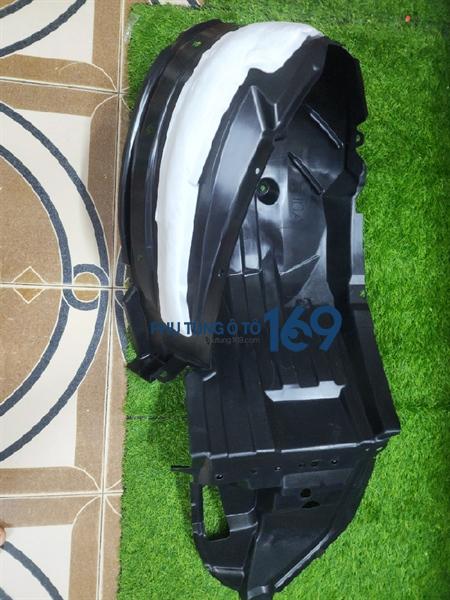 Lòng dè trước trái Altis Lòng dè trước trái Altis