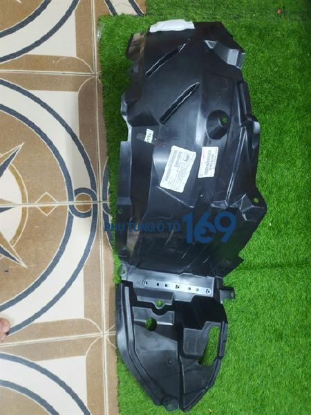 Lòng dè trước trái Altis Lòng dè trước trái Altis