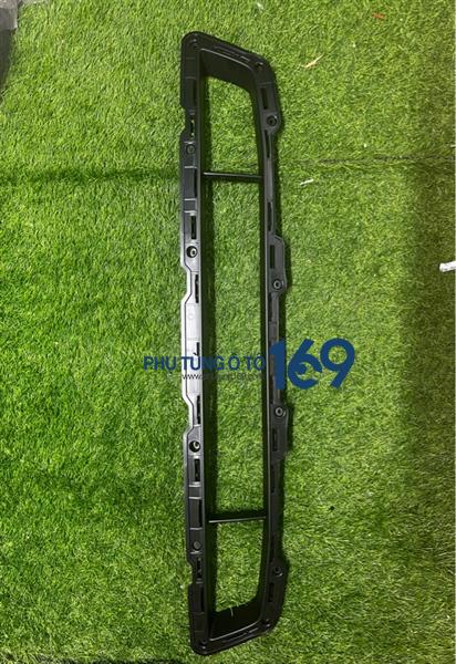 Lưới cản trước Everest Lưới cản trước Everest