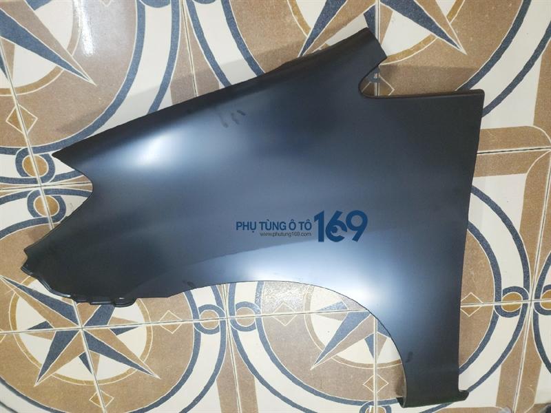 Tai xe trái Innova không lỗ Tai xe trái Innova không lỗ