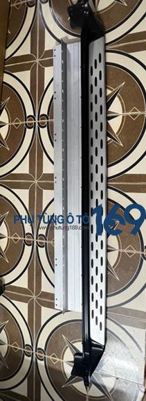 Bậc bước chân lên xuống Canival Bậc bước chân lên xuống Canival