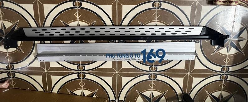 Bậc bước chân lên xuống Canival Bậc bước chân lên xuống Canival