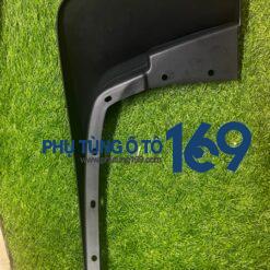 Chắn bùn bánh trước phải Bt50