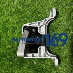 Chân máy đầu Mazda 3