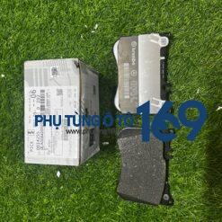 Bố thắng trước Mercedes S300