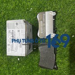 Bố thắng trước Mercedes S300