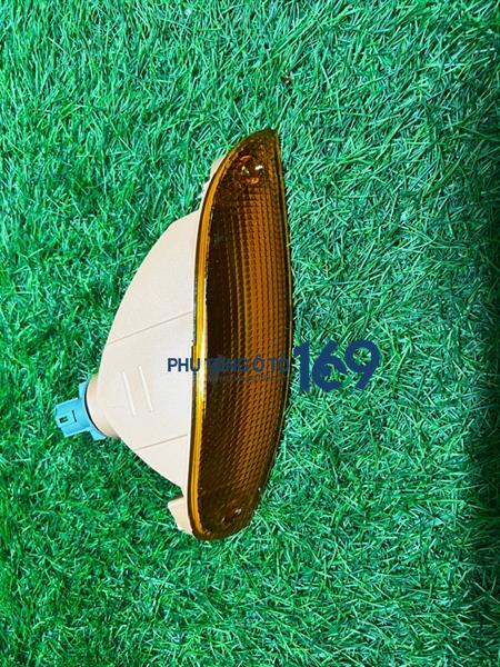 Xi nhan trước phải Matiz Xi nhan trước phải Matiz