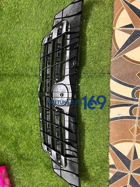 Mặt ca lăng Altis Mặt ca lăng Altis