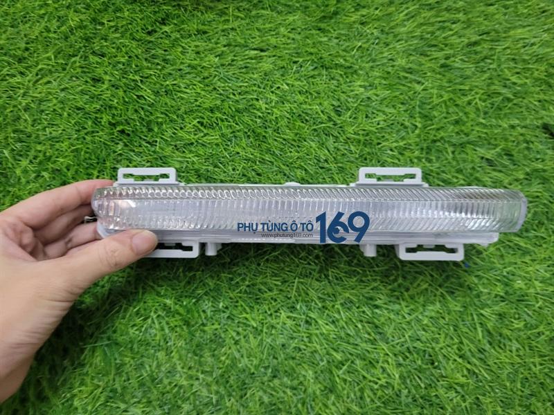 Đèn gầm phải Mercedes C250 Đèn gầm phải Mercedes C250