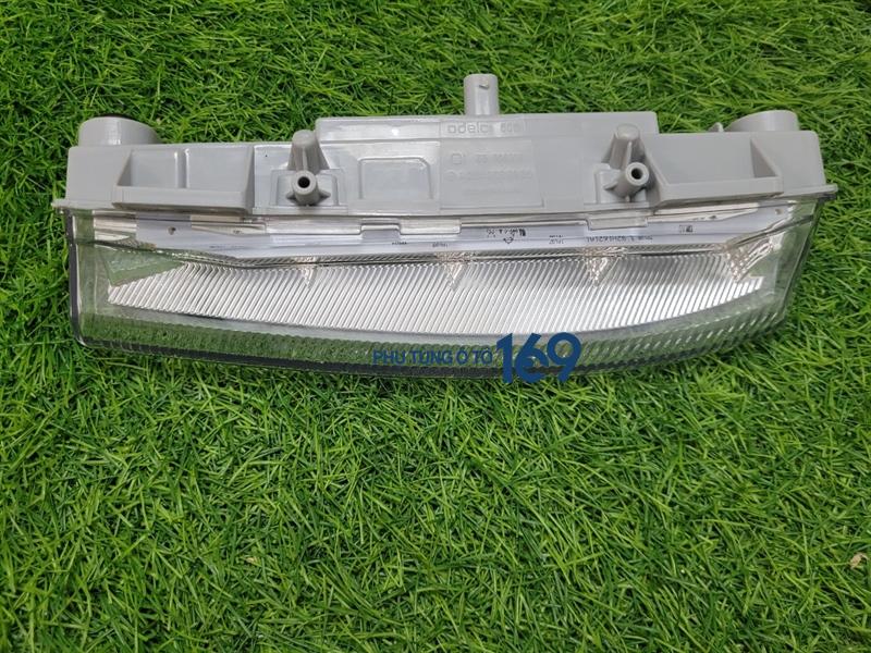 Đèn gầm phải Mercedes C250 Đèn gầm phải Mercedes C250