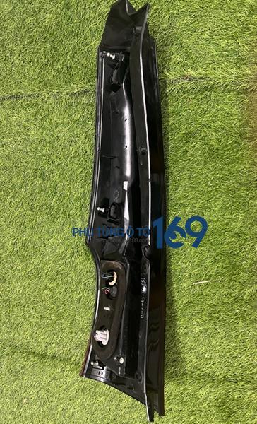 Đèn hậu phải Grandis Đèn hậu phải Grandis